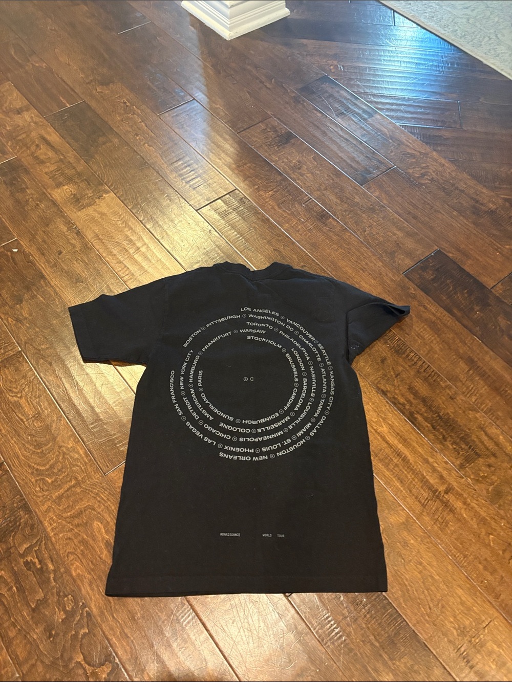 Beyoncé Renaissance Concert Tee - Picture 2 of 2